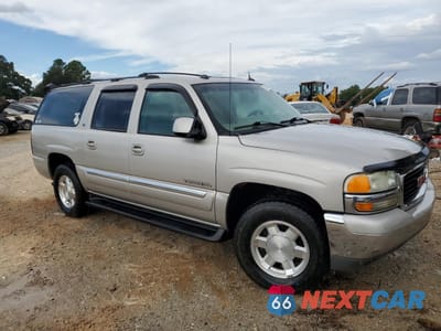 Czwarte zdjęcie samochodu z boku: 2004 GMC YUKON XL C1500 VIN:3GKEC16Z34G241808 - miniatura
