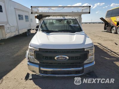 Piąte zdjęcie samochodu w środku: 2020 FORD F550 SUPER DUTY VIN:1FDUF5GT8LDA05422 - miniatura