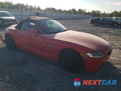 Czwarte zdjęcie samochodu z boku: 2006 BMW Z4 3.0 VIN:4USBU335X6LW68816 - miniatura