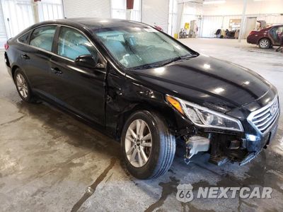Czwarte zdjęcie samochodu z boku: 2017 HYUNDAI SONATA SE VIN:5NPE24AF8HH528474 - miniatura