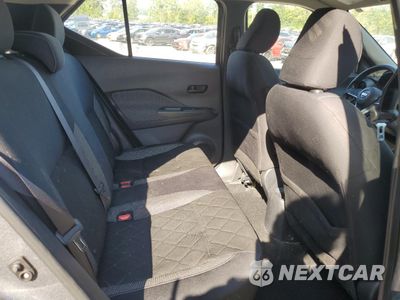 Zdjęcie 10 z 14 samochodu: 2019 NISSAN KICKS S VIN:3N1CP5CU5KL531806 - miniatura