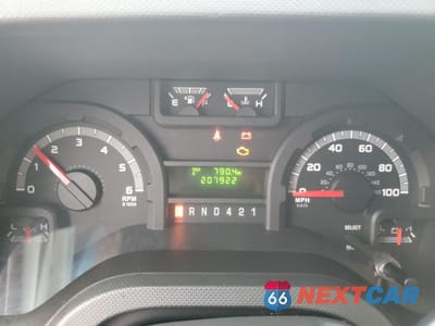 Zdjęcie 9 z 13 samochodu: 2017 FORD ECONOLINE E350 SUPER DUTY CUTAWAY VAN VIN:1FDEE3FS1HDC22113 - miniatura