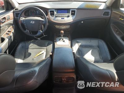 Zdjęcie 8 z 13 samochodu: 2009 HYUNDAI GENESIS 3.8L VIN:KMHGC46E49U021242 - miniatura
