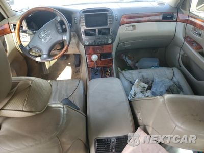Zdjęcie 8 z 13 samochodu: 2001 LEXUS LS 430 VIN:JTHBN30F810044389 - miniatura