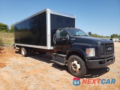 2017 FORD F650 SUPER DUTY 1FDNF6AY6HDB02284 - główne zdjęcie licytacji z USA - miniatura