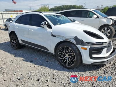 Czwarte zdjęcie samochodu z boku: 2022 PORSCHE MACAN VIN:WP1AA2A59NLB03509 - miniatura