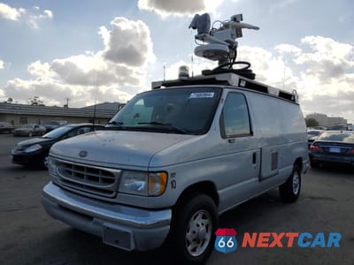 2002 FORD ECONOLINE E350 SUPER DUTY VAN 1FTSE34S72HA18698 - główne zdjęcie licytacji z USA - miniatura
