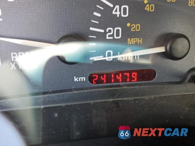 Zdjęcie 9 z 12 samochodu: 2004 PONTIAC SUNFIRE SL VIN:3G2JB52F43S180890 - miniatura