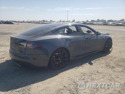 Trzecie zdjęcie samochodu z tyłu: 2017 TESLA MODEL S VIN:5YJSA1E43HF211746 - miniatura