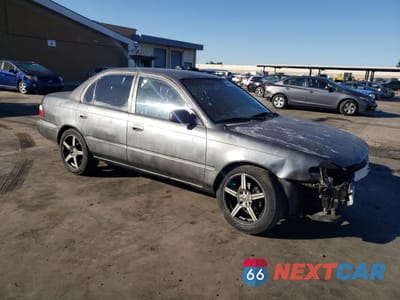 Czwarte zdjęcie samochodu z boku: 1996 TOYOTA COROLLA VIN:1NXBA02E4TZ362985 - miniatura