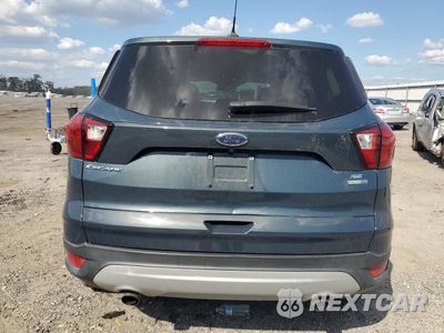 Zdjęcie 6 z 13 samochodu: 2019 FORD ESCAPE SE VIN:1FMCU9GD6KUA12949 - miniatura