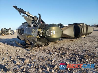 Trzecie zdjęcie samochodu z tyłu: 2024 KAWASAKI EX650 P VIN:ML5EXEP19RDAC6057 - miniatura
