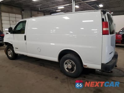 Drugie zdjęcie samochodu z przodu: 2004 CHEVROLET EXPRESS G3500 VIN:1GCHG35U641129811 - miniatura