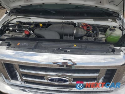 Zdjęcie 7 z 10 samochodu: 2019 FORD ECONOLINE E450 SUPER DUTY CUTAWAY VAN VIN:1FDXE4FS3KDC45463 - miniatura