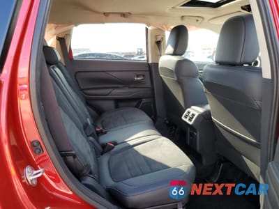Zdjęcie 11 z 15 samochodu: 2020 MITSUBISHI OUTLANDER SE VIN:JA4AD3A32LZ011336 - miniatura