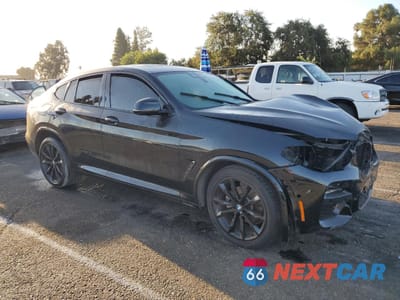 Czwarte zdjęcie samochodu z boku: 2020 BMW X4 XDRIVE30I VIN:5UX2V1C02L9C54189 - miniatura