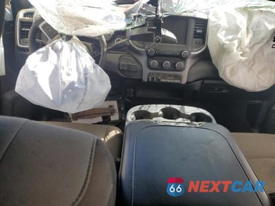 Zdjęcie 7 z 12 samochodu: 2024 RAM 2500 BIG HORN VIN:3C6UR5DL0RG106165 - miniatura