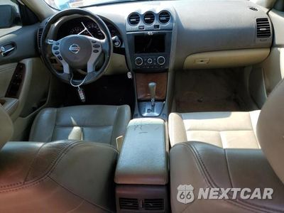Zdjęcie 8 z 13 samochodu: 2008 NISSAN ALTIMA 3.5SE VIN:1N4BL21E98C190547 - miniatura