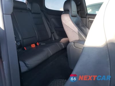 Zdjęcie 10 z 12 samochodu: 2008 VOLKSWAGEN GTI VIN:WVWEV71KX8W032902 - miniatura