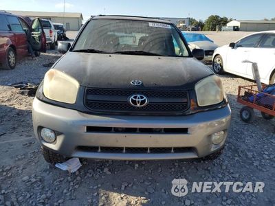 Zdjęcie 9 z 28 samochodu: 2004 TOYOTA RAV4 VIN:JTEHD20V640025033 - miniatura