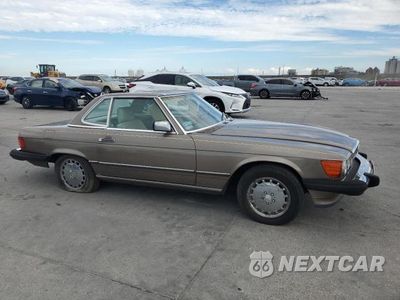 Czwarte zdjęcie samochodu z boku: 1987 MERCEDES-BENZ 560 VIN:WDBBA48D1HA064475 - miniatura