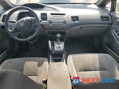 Zdjęcie 8 z 12 samochodu: 2008 HONDA CIVIC LX VIN:2HGFA16588H303682 - miniatura