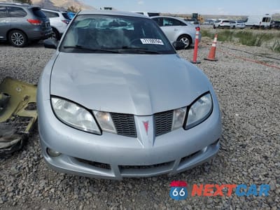 Piąte zdjęcie samochodu w środku: 2004 PONTIAC SUNFIRE SL VIN:3G2JB52F43S180890 - miniatura