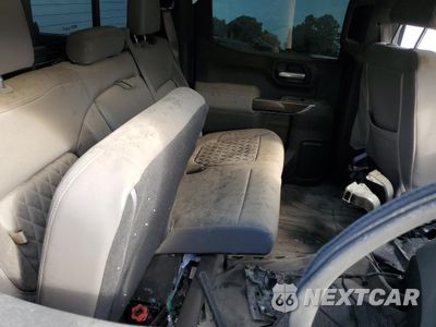 Zdjęcie 10 z 13 samochodu: 2019 CHEVROLET SILVERADO K1500 RST VIN:3GCUYEED5KG210725 - miniatura