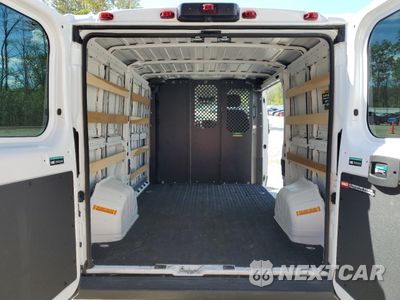 Zdjęcie 10 z 14 samochodu: 2023 RAM PROMASTER 2500 2500 STANDARD VIN:3C6LRVVG6PE584354 - miniatura