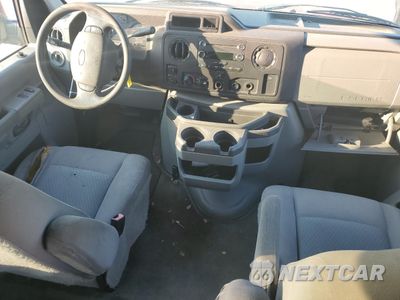 Zdjęcie 8 z 13 samochodu: 2014 FORD ECONOLINE E350 SUPER DUTY WAGON VIN:1FBNE3BL8EDA50469 - miniatura