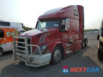 Drugie zdjęcie samochodu z przodu: 2015 VOLVO VN VNL VIN:4V4NC9EH5FN918262 - miniatura