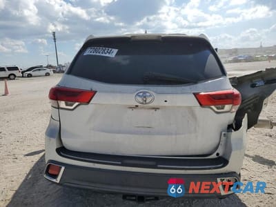 Zdjęcie 6 z 13 samochodu: 2019 TOYOTA HIGHLANDER LIMITED VIN:5TDYZRFH9KS314367 - miniatura