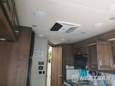 Piąte zdjęcie samochodu w środku: 2019 FORD ECONOLINE E450 SUPER DUTY CUTAWAY VAN VIN:1FDXE4FS3KDC45463 - miniatura