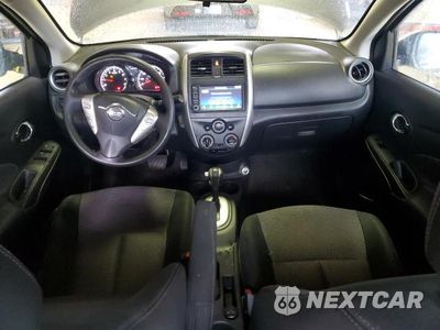 Zdjęcie 8 z 12 samochodu: 2019 NISSAN VERSA S VIN:3N1CN7AP9KL863021 - miniatura