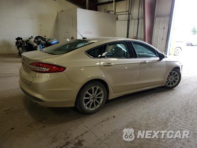 Trzecie zdjęcie samochodu z tyłu: 2017 FORD FUSION SE VIN:3FA6P0H77HR402929 - miniatura