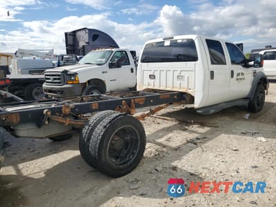 Trzecie zdjęcie samochodu z tyłu: 2008 FORD F450 SUPER DUTY VIN:1FDXW46R98ED85188 - miniatura