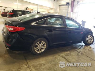 Trzecie zdjęcie samochodu z tyłu: 2017 HYUNDAI SONATA SE VIN:5NPE24AF8HH528474 - miniatura