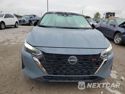 Piąte zdjęcie samochodu w środku: 2024 NISSAN SENTRA SR VIN:3N1AB8DV2RY302866 - miniatura