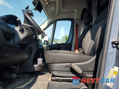 Zdjęcie 7 z 13 samochodu: 2020 RAM PROMASTER 3500 3500 HIGH VIN:3C6URVJG6LE117956 - miniatura