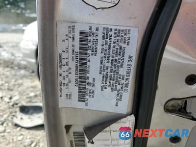 Zdjęcie 12 z 12 samochodu: 2005 FORD CROWN VICTORIA LX VIN:2FAFP74W05X110252 - miniatura