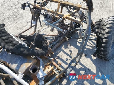 Piąte zdjęcie samochodu w środku: 2014 POLARIS RZR 1000 XP EPS VIN:4XAST1EA9EF357003 - miniatura