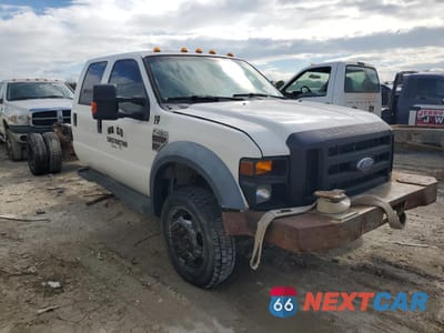 Czwarte zdjęcie samochodu z boku: 2008 FORD F450 SUPER DUTY VIN:1FDXW46R98ED85188 - miniatura