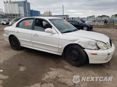 Czwarte zdjęcie samochodu z boku: 2003 HYUNDAI SONATA GL VIN:KMHWF25H23A860138 - miniatura