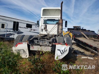 Zdjęcie 6 z 10 samochodu: 2009 INTERNATIONAL PROSTAR PREMIUM VIN:2HSCUAPR99C089818 - miniatura