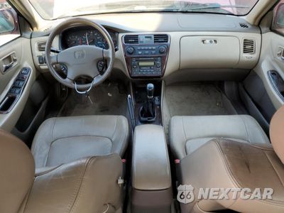 Zdjęcie 8 z 12 samochodu: 2002 HONDA ACCORD EX VIN:JHMCG55602C023779 - miniatura