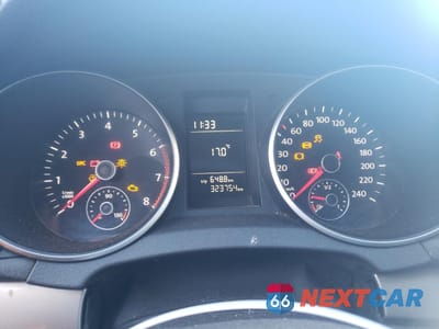 Zdjęcie 9 z 12 samochodu: 2012 VOLKSWAGEN GOLF VIN:WVWCA7AJ4CW342627 - miniatura