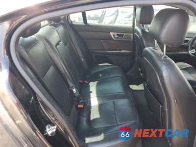 Zdjęcie 10 z 13 samochodu: 2009 JAGUAR XF SUPERCHARGED VIN:SAJWA07C991R23013 - miniatura