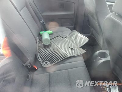 Zdjęcie 11 z 13 samochodu: 2007 VOLKSWAGEN RABBIT VIN:WVWBR71K47W063083 - miniatura
