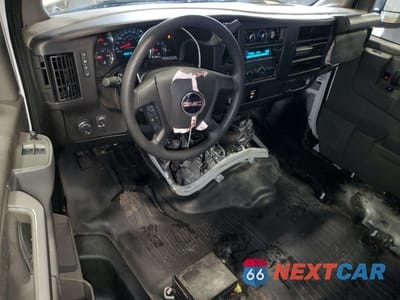 Zdjęcie 8 z 14 samochodu: 2022 GMC SAVANA G2500 VIN:1GTW7AFP2N1216367 - miniatura