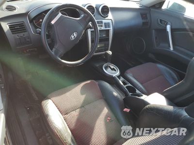 Zdjęcie 8 z 12 samochodu: 2005 HYUNDAI TIBURON GT VIN:KMHHN65F45U174430 - miniatura